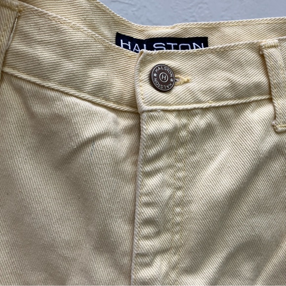 HALSTON vintage pale yellow denim shorts - Picture 5 of 6
